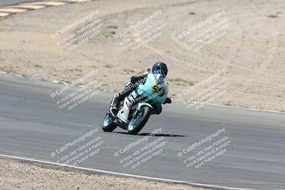 media/Apr-20-2025-CVMA (Sun) [[39090e8767]]/Race 11-500-350 Supersport (Holeshot)/